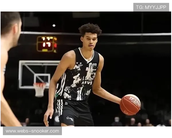 文班亚马连续两年或因出场数无缘奖项,健康成最大课题